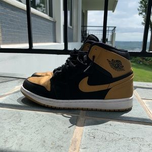 Air Jordan 1 “Melo”